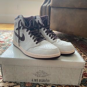Gently worn Jordan 1 retro A Ma Maniere in size 13.